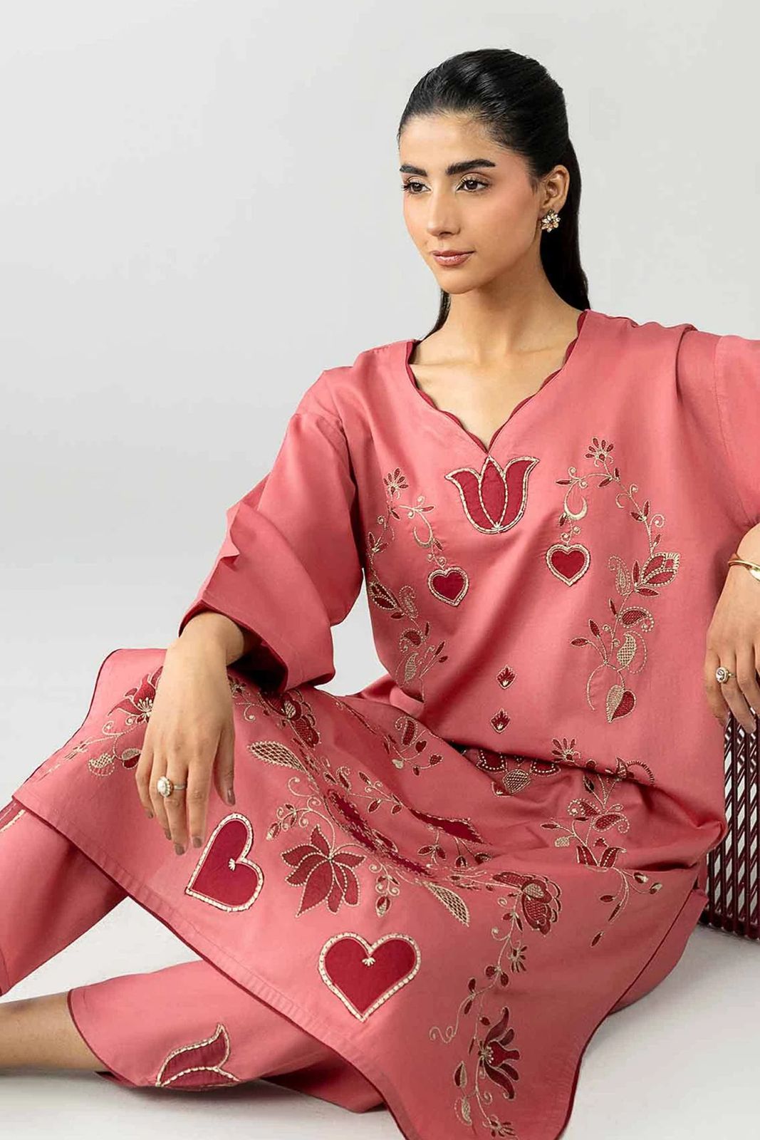 2 PIECE - EMBROIDERED SUIT — view 3