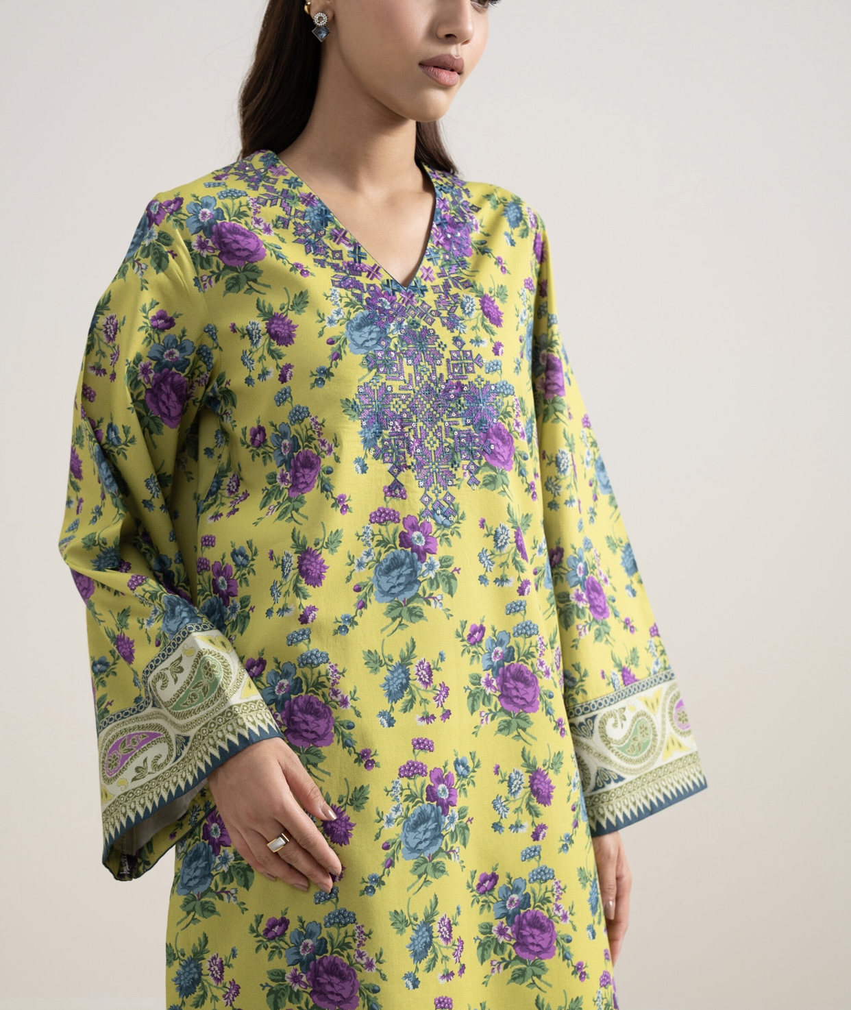 3 PIECE - EMBROIDERED LAWN SUIT — view 4