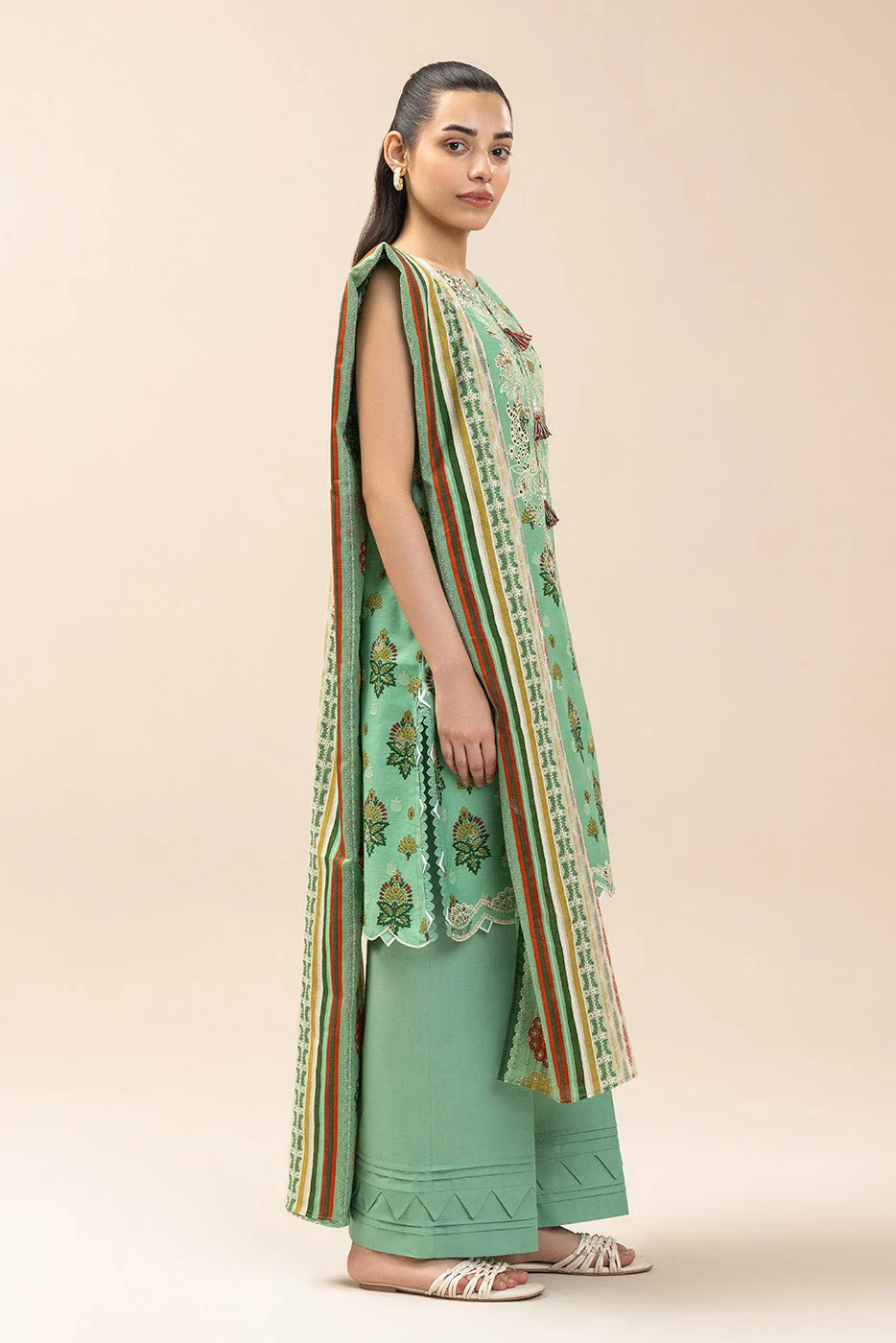 3 PIECE EMBROIDERED LAWN SUIT-FERN MIST (UNSTITCHED) — view 4